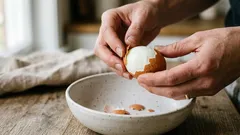 卵にひび一つ入れずに茹でる方法:「4–8–10」法